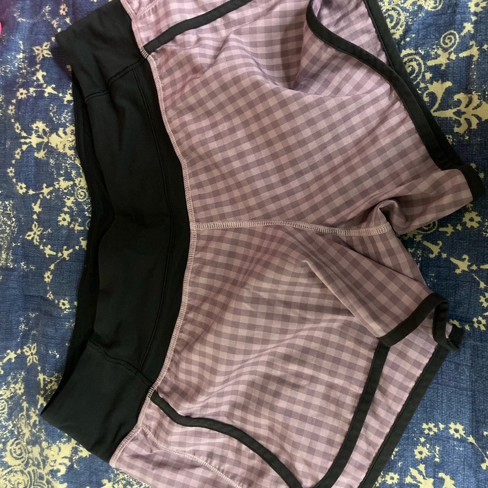 Rare Lululemon Speed Up shorts sz 8 - Picture 1 of 4